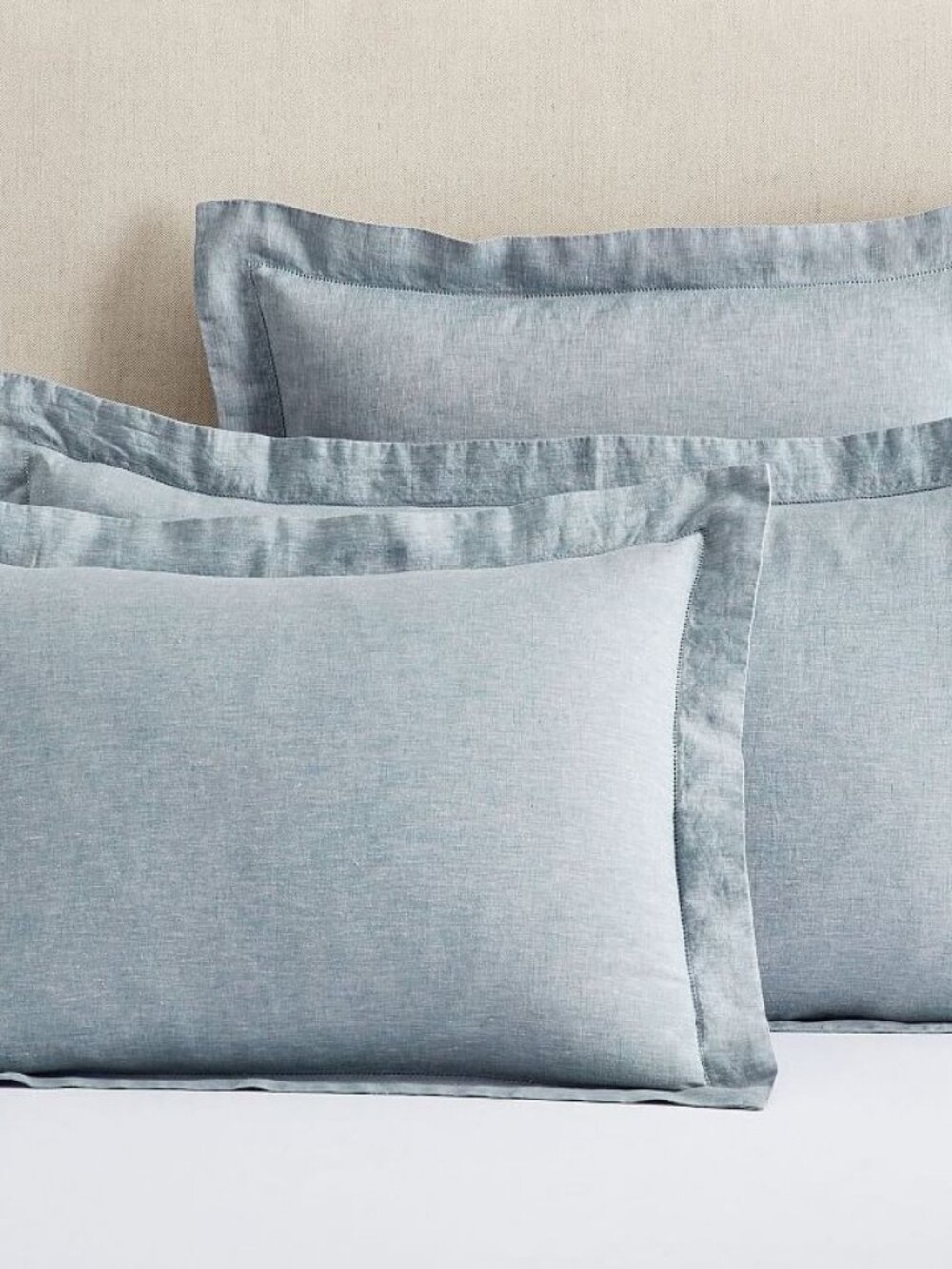 Pottery Barn Belgian Flax Linen Shams, Set of 2. King. New condition. Chambray